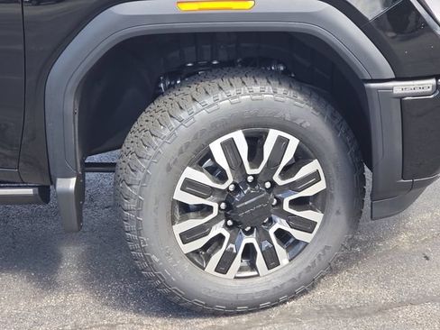 New 2026 GMC Sierra 3500 Denali Ultimate AWD/4WD image 28
