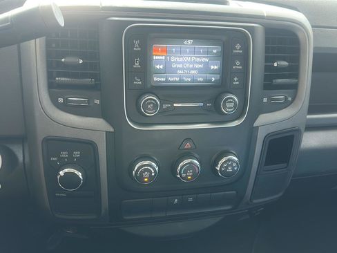 Used 2015 RAM 1500 Express AWD/4WD image 19
