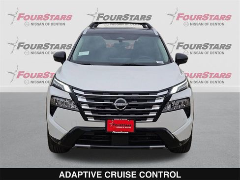 New 2026 Nissan Rogue Platinum image 10