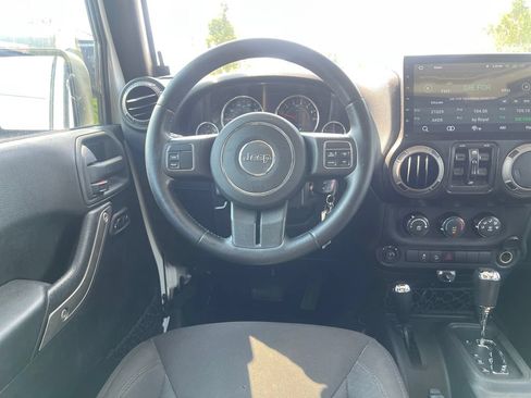 Used 2015 Jeep Wrangler Unlimited Sport w/ Quick Order Package 24S AWD/4WD image 16