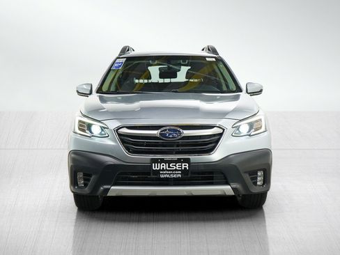 Used 2022 Subaru Outback Limited AWD/4WD image 8