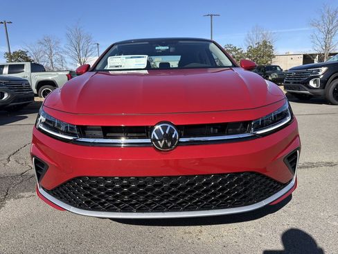 New 2026 Volkswagen Jetta SE FWD image 2