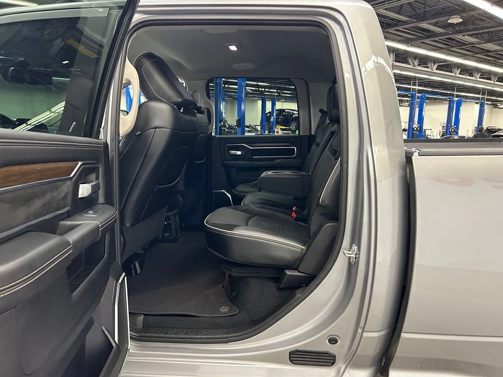 Used 2024 RAM 2500 Laramie AWD/4WD image 18