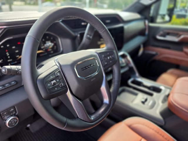 Used 2024 Chevrolet Silverado 2500 LTZ w/ LTZ Plus Package AWD/4WD image 18