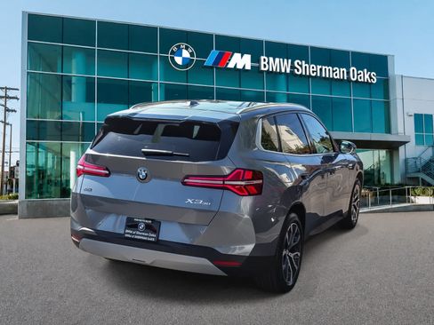 Used 2026 BMW X3 xDrive30i w/ Convenience Package AWD/4WD image 4