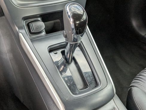 Used 2018 Nissan Sentra SV FWD image 16