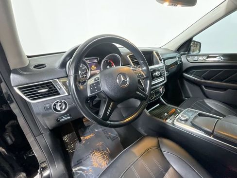 Used 2016 Mercedes-Benz GL 450 4MATIC image 15