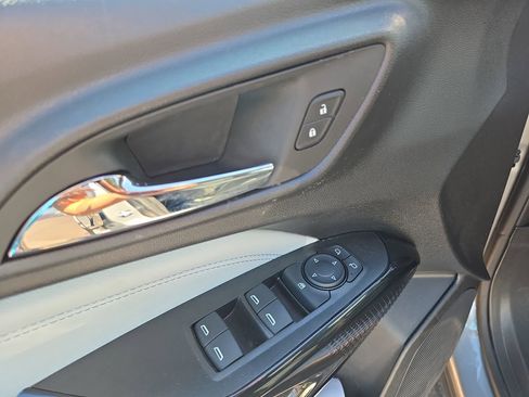 Used 2026 Chevrolet Trax LT w/ Driver Confidence Package image 17