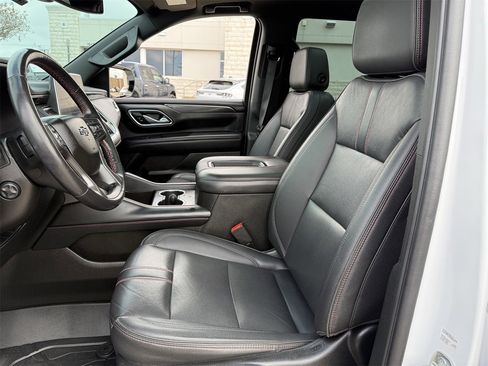 Used 2022 Chevrolet Tahoe RST w/ Luxury Package image 25