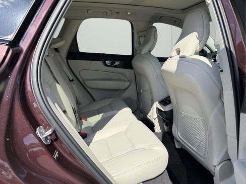 New 2026 Volvo XC60 B5 Ultra w/ Protection Package Premier AWD/4WD image 12