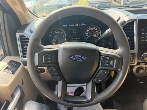 Used 2016 Ford F150 XLT w/ Trailer Tow Package AWD/4WD image 12