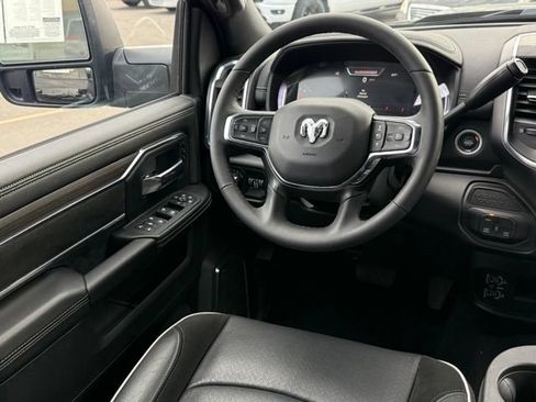 Used 2026 RAM 2500 Laramie AWD/4WD image 10