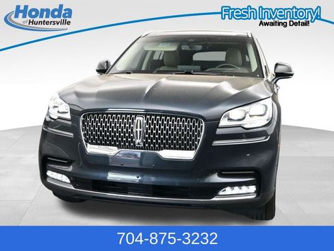 Used 2023 Lincoln Aviator Reserve w/ Equipment Group 201A AWD/4WD image 3