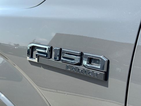 Used 2020 Ford F150 Lariat w/ Equipment Group 502A Luxury AWD/4WD image 15