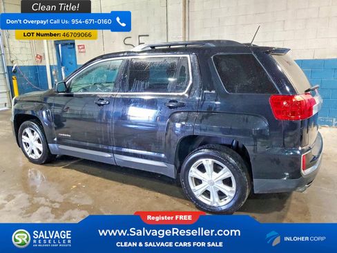 Used 2017 GMC Terrain SLE w/ Convenience Package FWD image 3