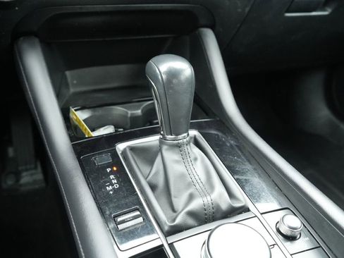 Used 2024 MAZDA MAZDA3 s image 31