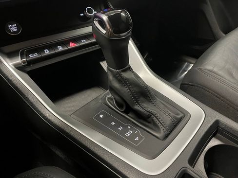 Used 2020 Audi Q3 2.0T Premium w/ Convenience Package image 16