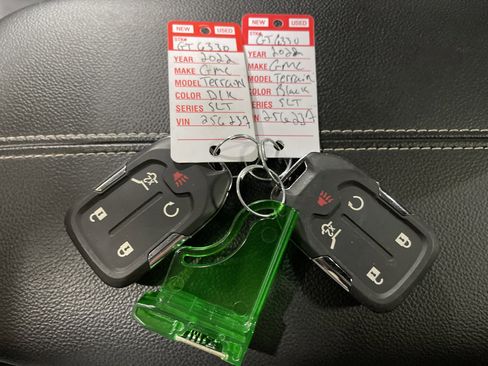 Used 2022 GMC Terrain Denali w/ Denali Premium Package image 27