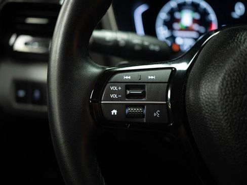 Used 2024 Honda Pilot Touring image 30