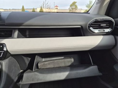 Used 2023 Honda Pilot Elite image 48