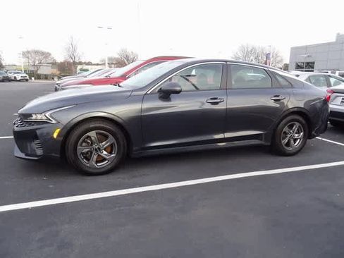 Used 2023 Kia K5 LXS image 2