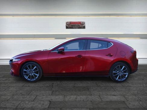 Used 2020 MAZDA MAZDA3 Hatchback FWD image 4