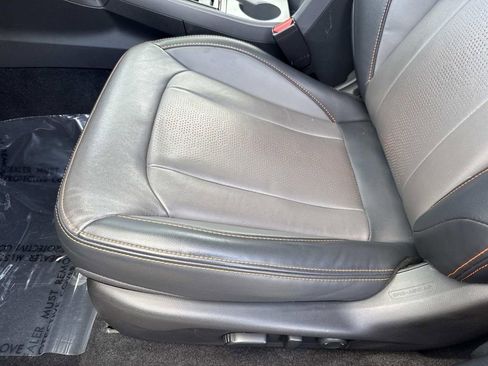 Used 2024 Subaru Crosstrek 2.5i Limited w/ Crosstrek Mirror Package image 24