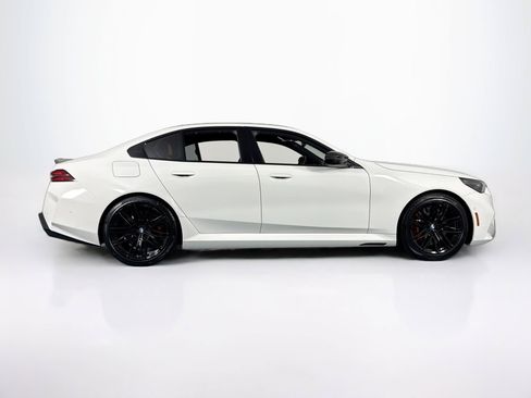 Used 2026 BMW M5 w/ Carbon Package AWD/4WD image 4