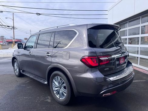 Used 2024 INFINITI QX80 Luxe image 3