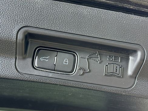 Used 2020 Ford Explorer ST w/ ST Street Pack image 36