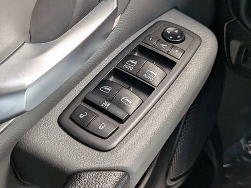 Used 2021 RAM 1500 Big Horn RWD image 25