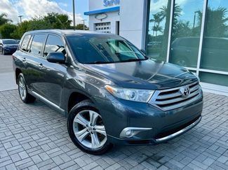 Used 2013 Toyota Highlander Limited video 1