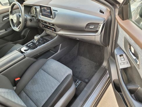 Used 2023 Nissan Rogue SV AWD/4WD image 23