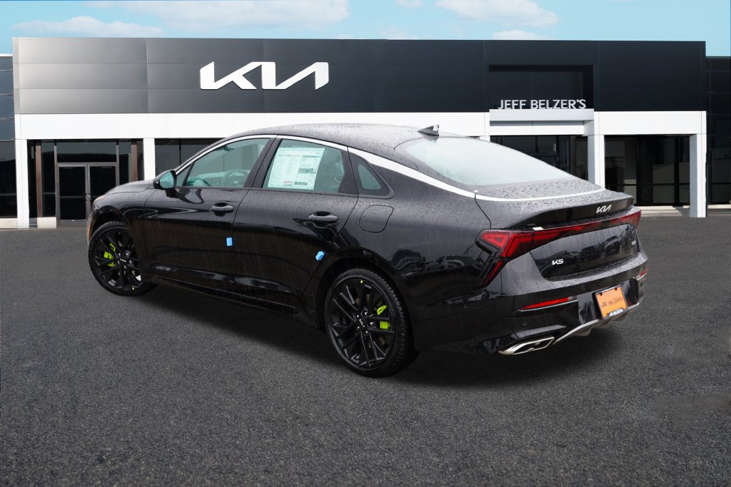New 2027 Kia K5 GT FWD image 5