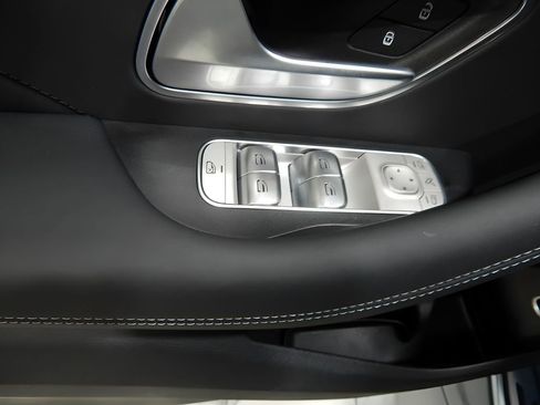 Used 2022 Mercedes-Benz GLE 63 AMG S image 11
