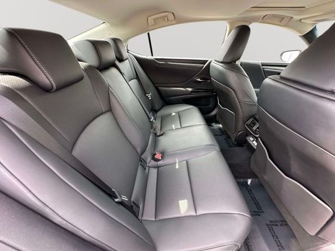 Used 2024 Lexus ES 350 w/ Premium Package FWD image 31