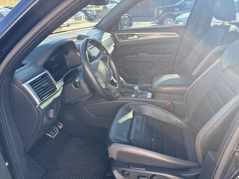 Used 2020 Volkswagen Atlas Cross Sport SEL Premium R-Line image 5