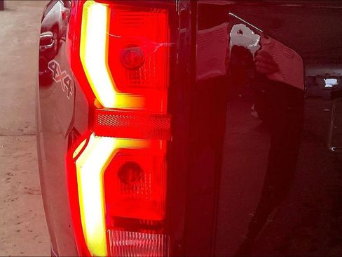 Used 2024 Chevrolet Colorado LT w/ LT Convenience Package III image 26