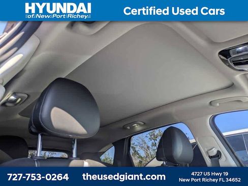 Used 2023 Hyundai Tucson Limited image 10