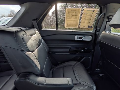 Used 2022 Ford Explorer ST w/ Equipment Group 401A image 33