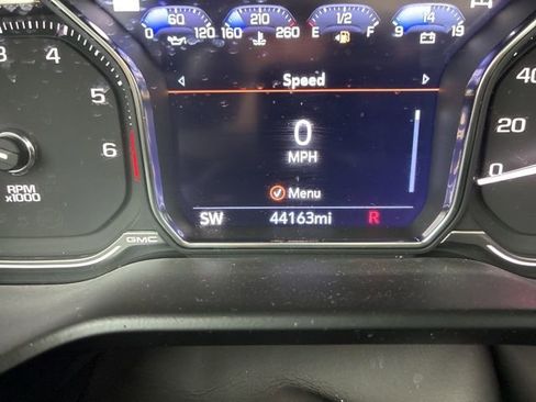 Used 2021 GMC Yukon Denali w/ Denali Ultimate Package image 20