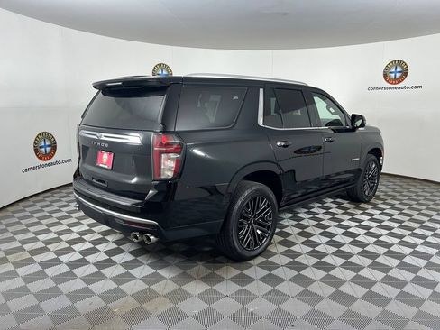 Used 2021 Chevrolet Tahoe High Country w/ Premium Package AWD/4WD image 17