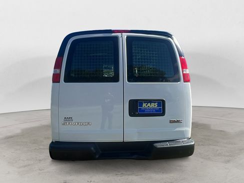 Used 2019 GMC Savana 2500 w/ Driver Convenience Package image 5