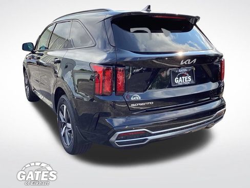 Used 2023 Kia Sorento S FWD image 8
