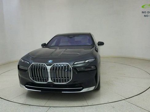 Used 2023 BMW i7 xDrive60 AWD/4WD image 72