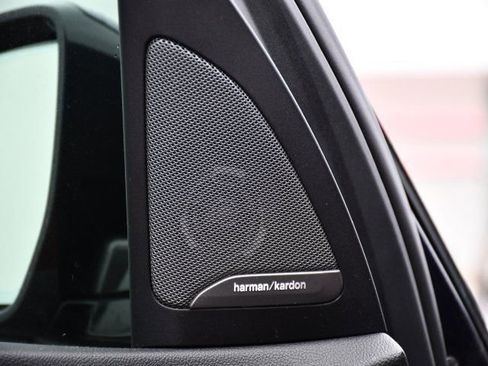 Used 2019 BMW X5 xDrive50i image 12