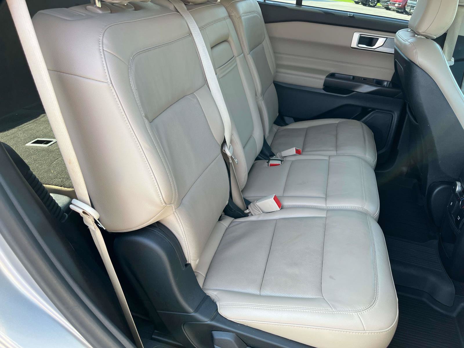 Used 2020 Ford Explorer Limited AWD/4WD image 25