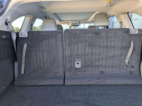 Used 2022 Toyota Highlander Platinum image 6