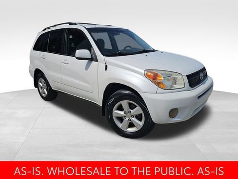 Used 2004 Toyota RAV4 2WD image 1