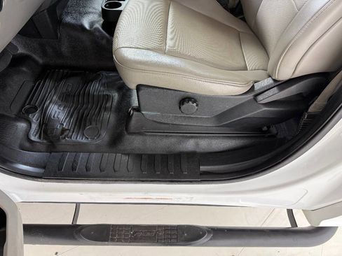 Used 2018 Ford F550 4x4 Regular Cab Super Duty image 41